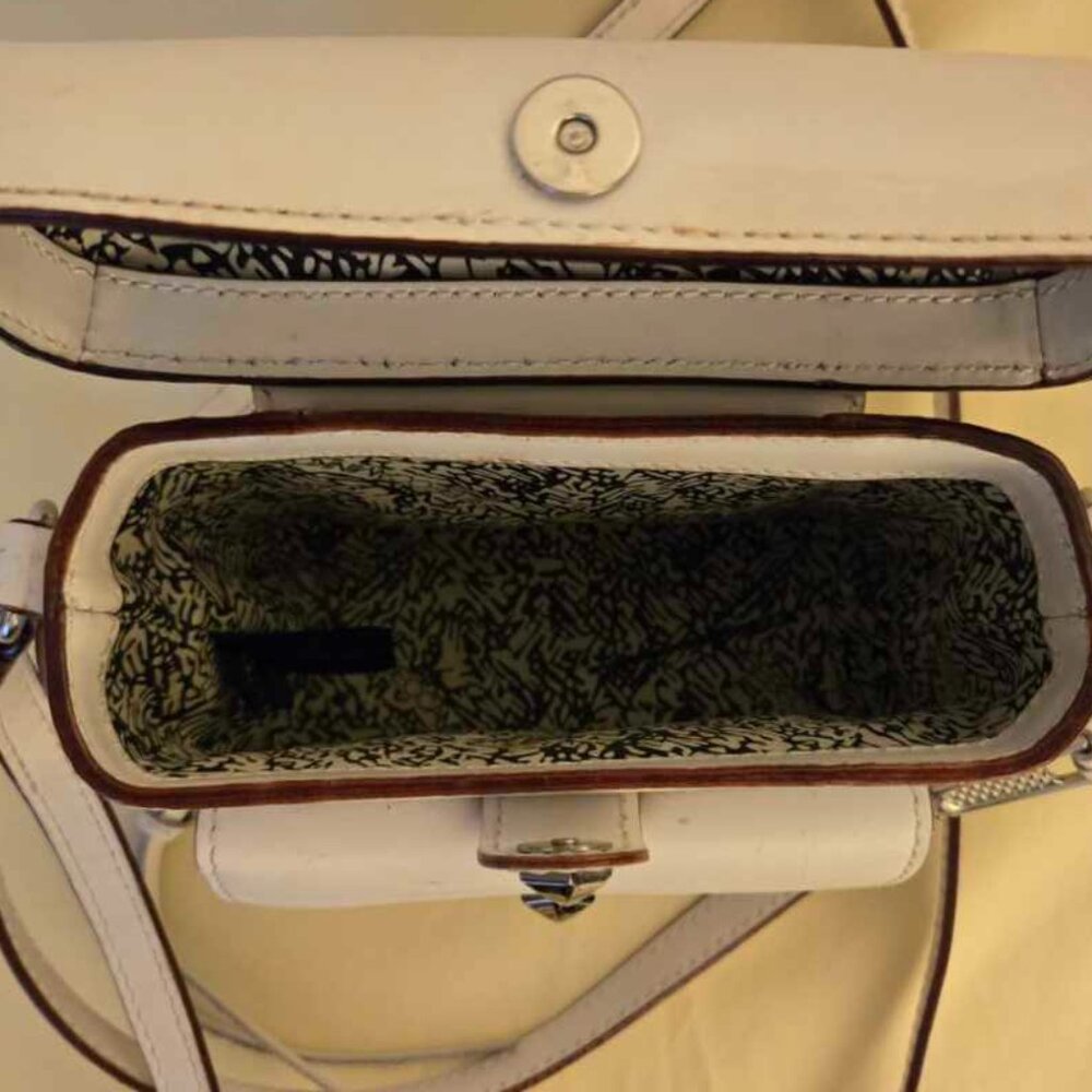 Ivory White Leather Rebecca Minkoff Crossbody Bag Great Style Retail Value $98 - Picture 3 of 16